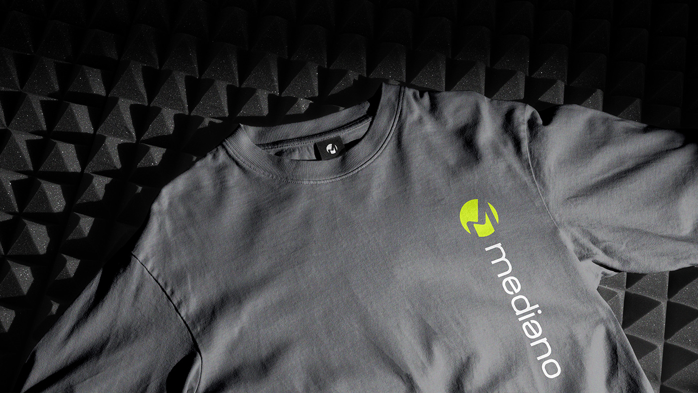 ميديانو mediano